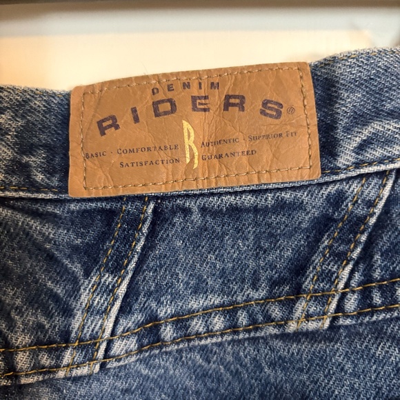 Vintage Straight Leg High-rise Riders Jeans - Picture 4 of 5